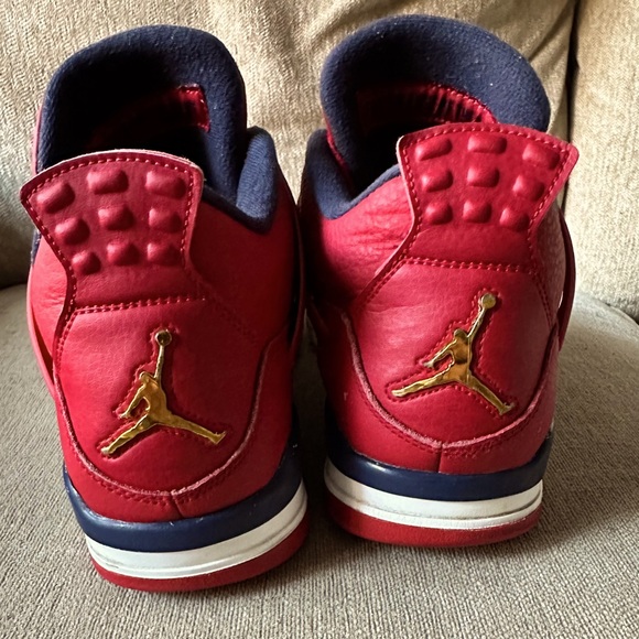 Nike Air Jordan 4 Retro FIBA - Picture 3 of 11